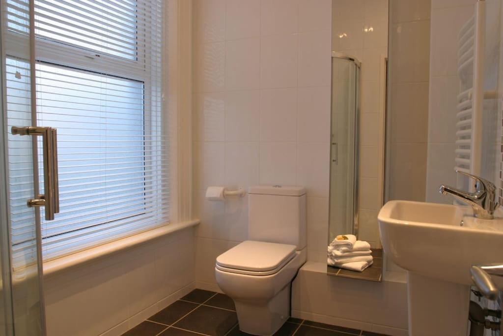 Comfy Big 7 Bedroom Townhouse Harrogate Exteriér fotografie